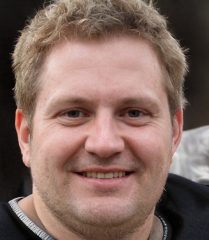 Quentin, 63 ans, hétérosexuel, Homme, Bruxelles, Belgique