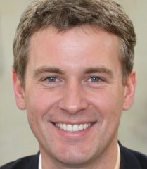 Corentin, 58 ans, hétérosexuel, Homme, Bourges, France